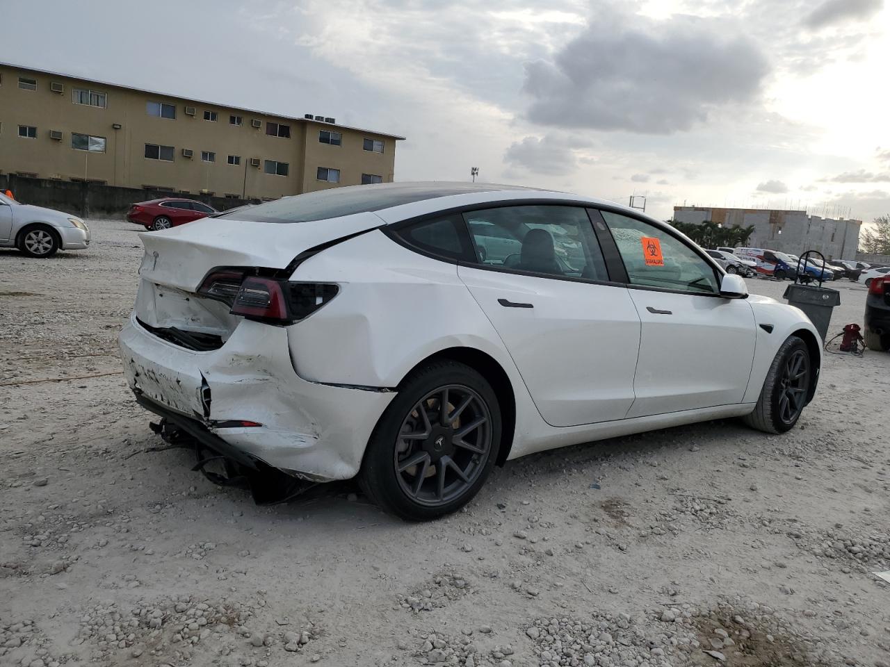 Lot #3027013829 2023 TESLA MODEL 3