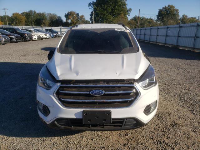 VIN 1FMCU9GD0KUB07250 2019 FORD ESCAPE no.5