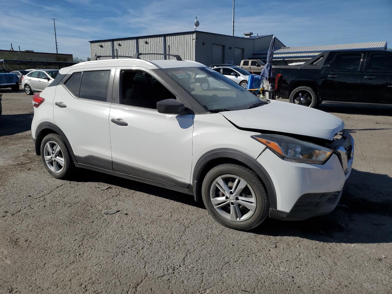 Lot #2972739629 2018 NISSAN KICKS S