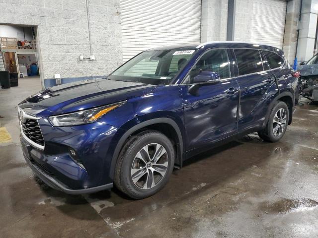 VIN 5TDGZRBH4NS586282 2022 TOYOTA HIGHLANDER no.1