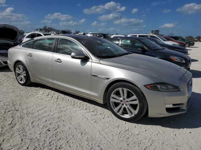 VIN SAJWA2G7XG8V98052 2016 Jaguar XJL, Portfolio no.4