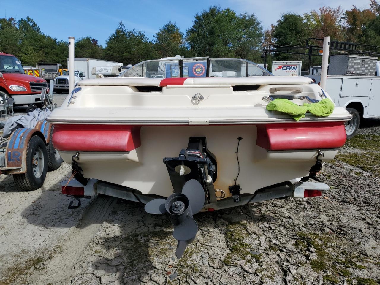 Lot #3029353697 1999 MONT BOAT/TRLR