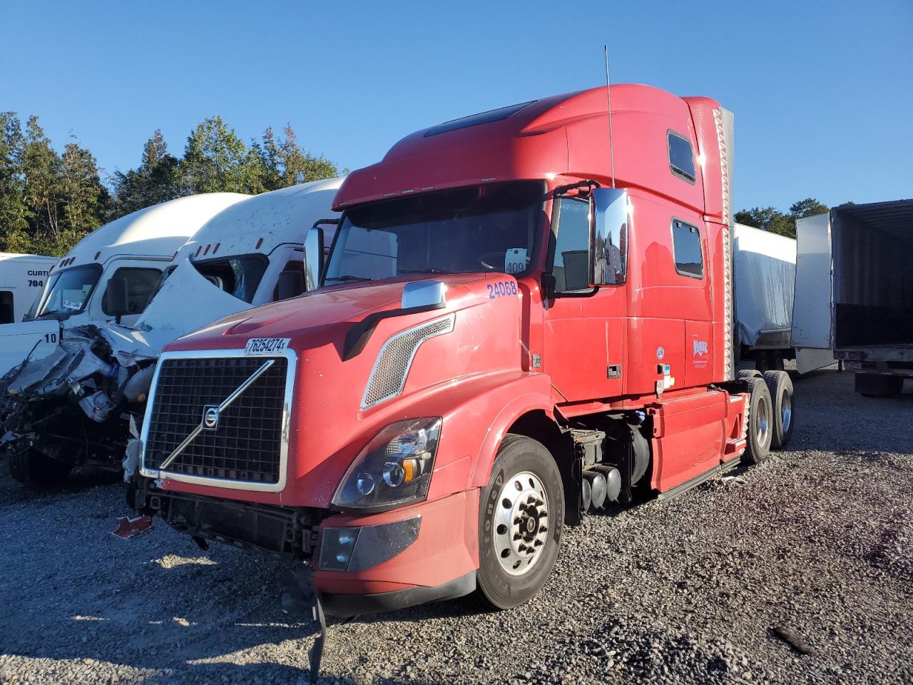 Lot #2925387433 2016 VOLVO VN VNL