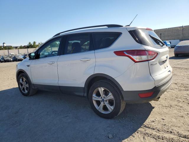 VIN 1FMCU9GX6GUA49887 2016 Ford Escape, SE no.2