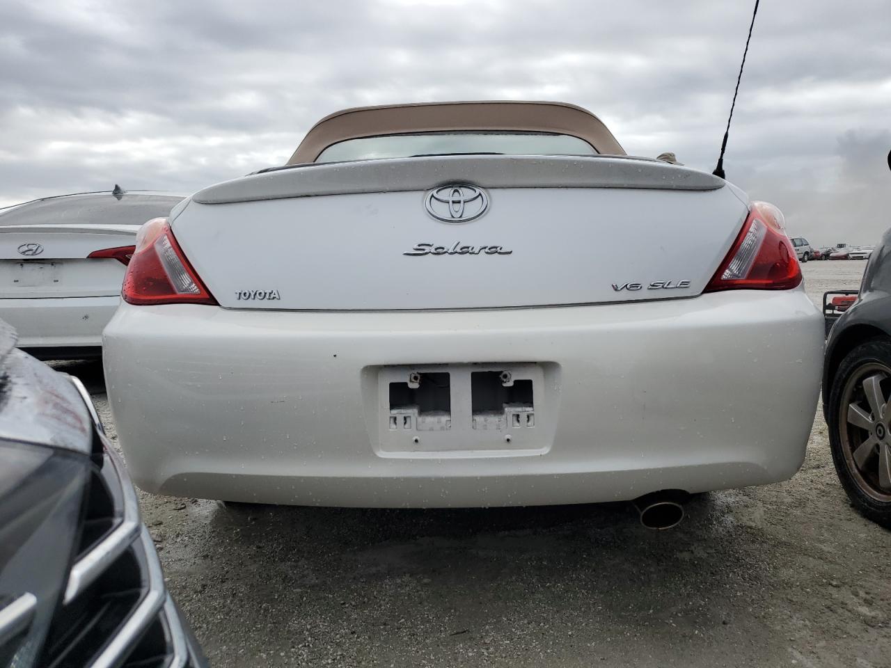 Lot #2966615946 2004 TOYOTA CAMRY SOLA