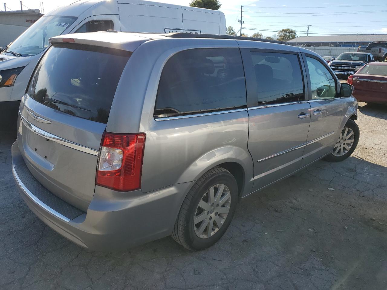 Lot #2972393504 2016 CHRYSLER TOWN & COU