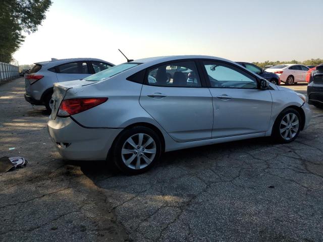 VIN KMHCU4AE5EU768846 2014 Hyundai Accent, Gls no.3