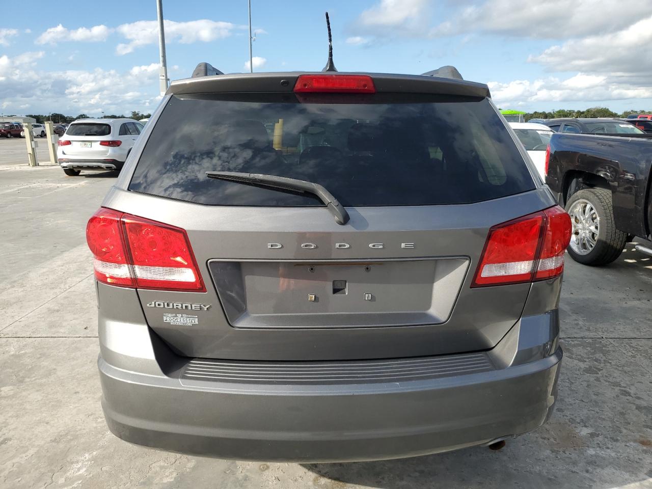 Lot #2974716443 2013 DODGE JOURNEY SE