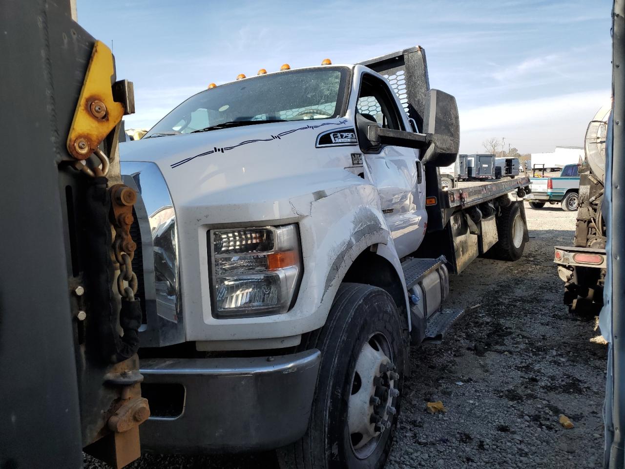 Lot #3033131996 2017 FORD F750 SUPER