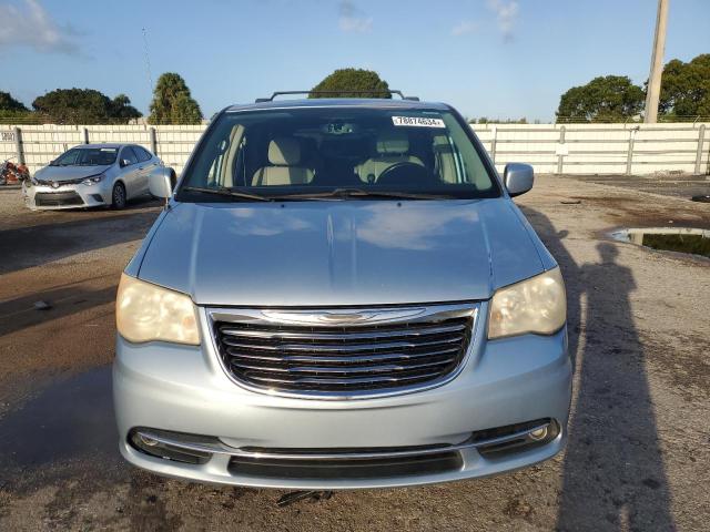 VIN 2C4RC1BG4DR722694 2013 Chrysler Town and Countr... no.5