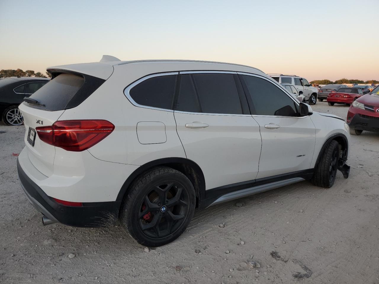 Lot #2938114914 2018 BMW X1 SDRIVE2