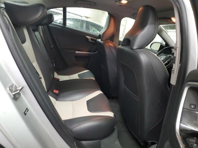 2016 VOLVO S60 CROSS YV4612UM0G2001354