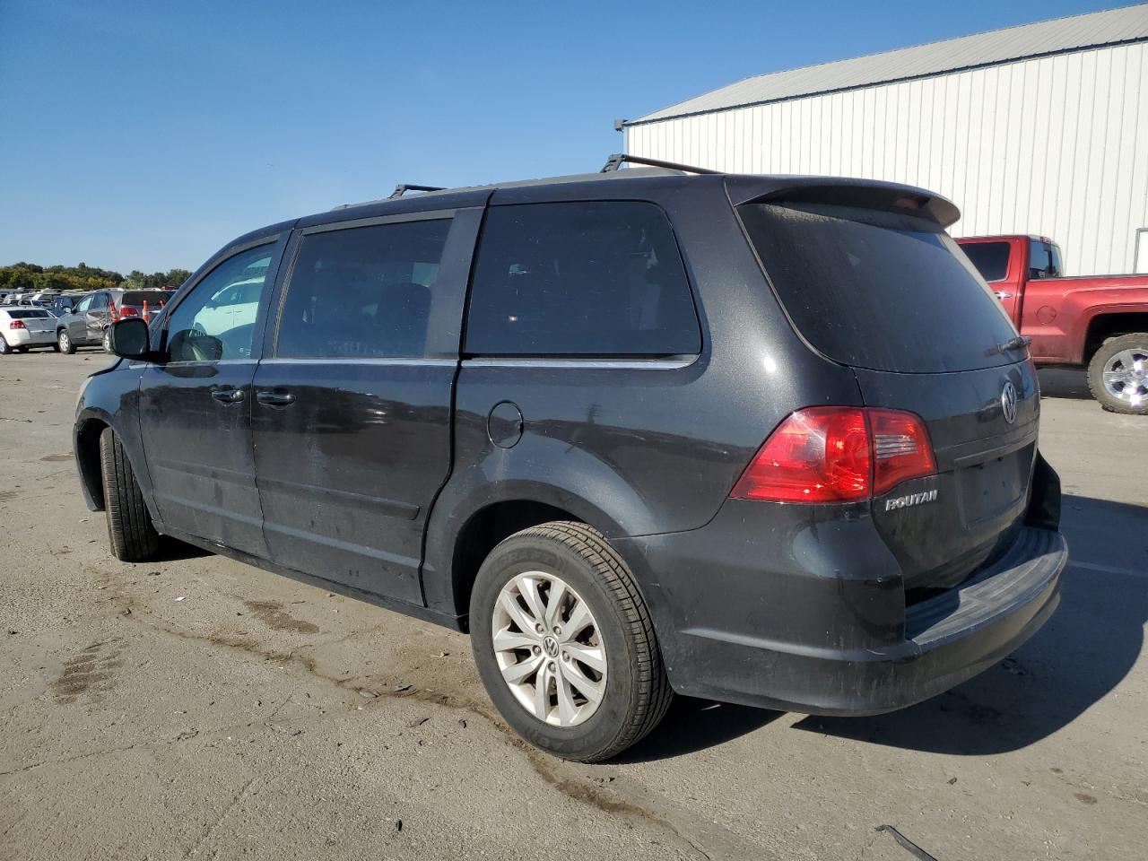 Lot #2952871748 2012 VOLKSWAGEN ROUTAN SE