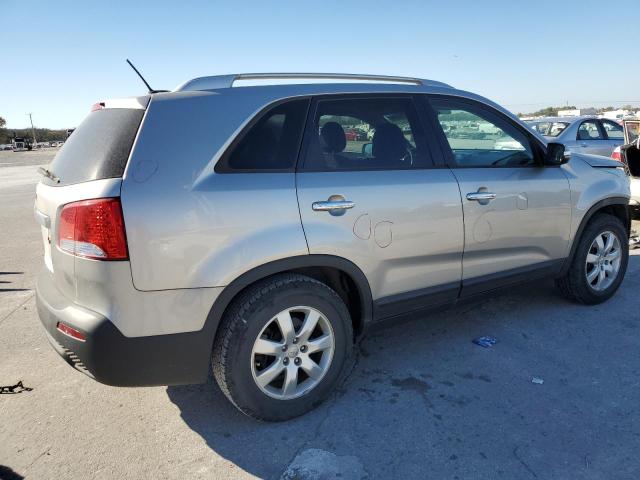 VIN 5XYKT3A65DG363009 2013 KIA Sorento, LX no.3