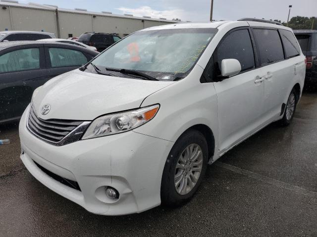 Toyota SIENNA XLE