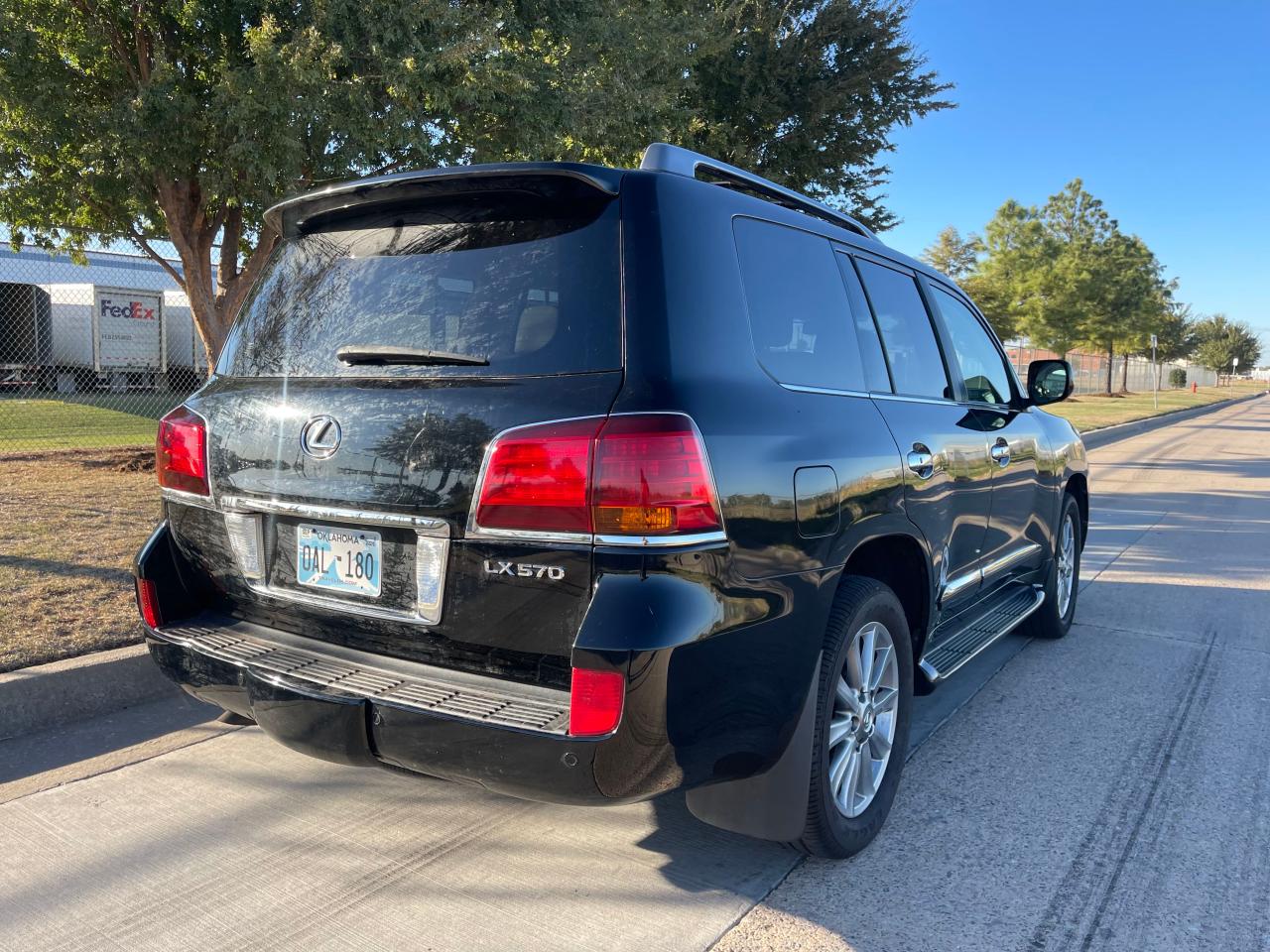 Lot #2923076073 2011 LEXUS LX 570