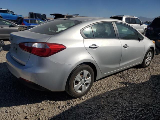 VIN KNAFK4A60E5175113 2014 KIA Forte, LX no.3