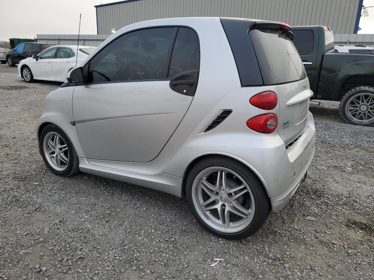 Lot #2952741916 2015 SMART FORTWO PUR