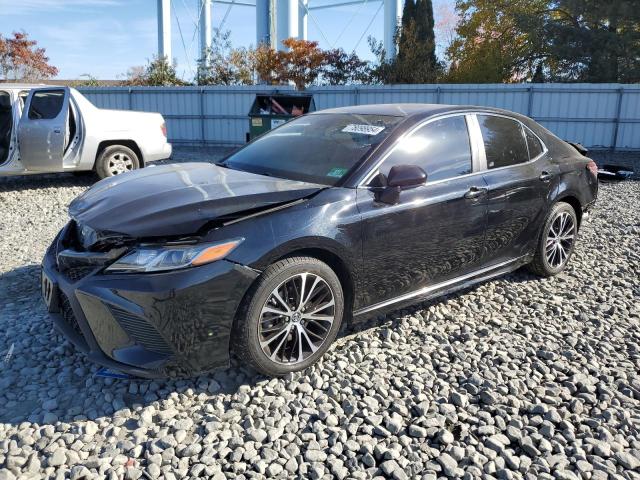 VIN 4T1B11HK7JU139498 2018 TOYOTA CAMRY no.1