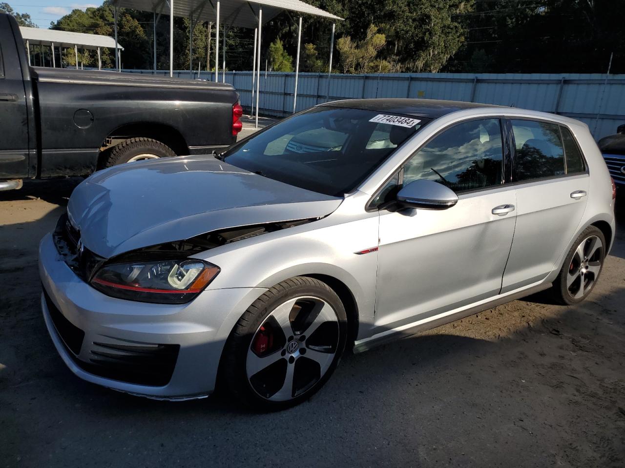 3VW547AU5HM024028 VOLKSWAGEN GTI SPORT 2017