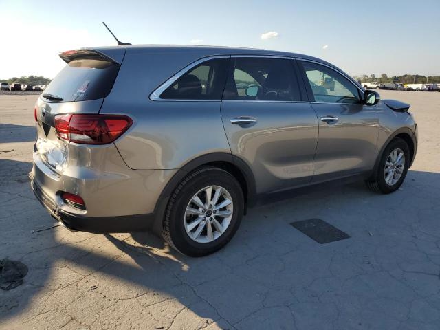 VIN 5XYPG4A57KG496732 2019 KIA Sorento, LX no.3