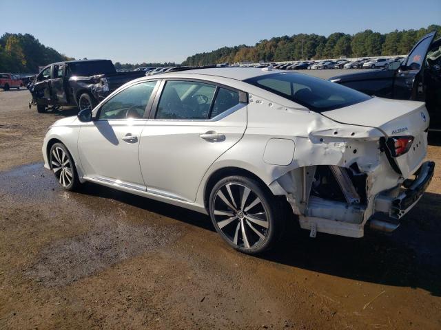 VIN 1N4BL4CW2KC244943 2019 Nissan Altima, SR no.2