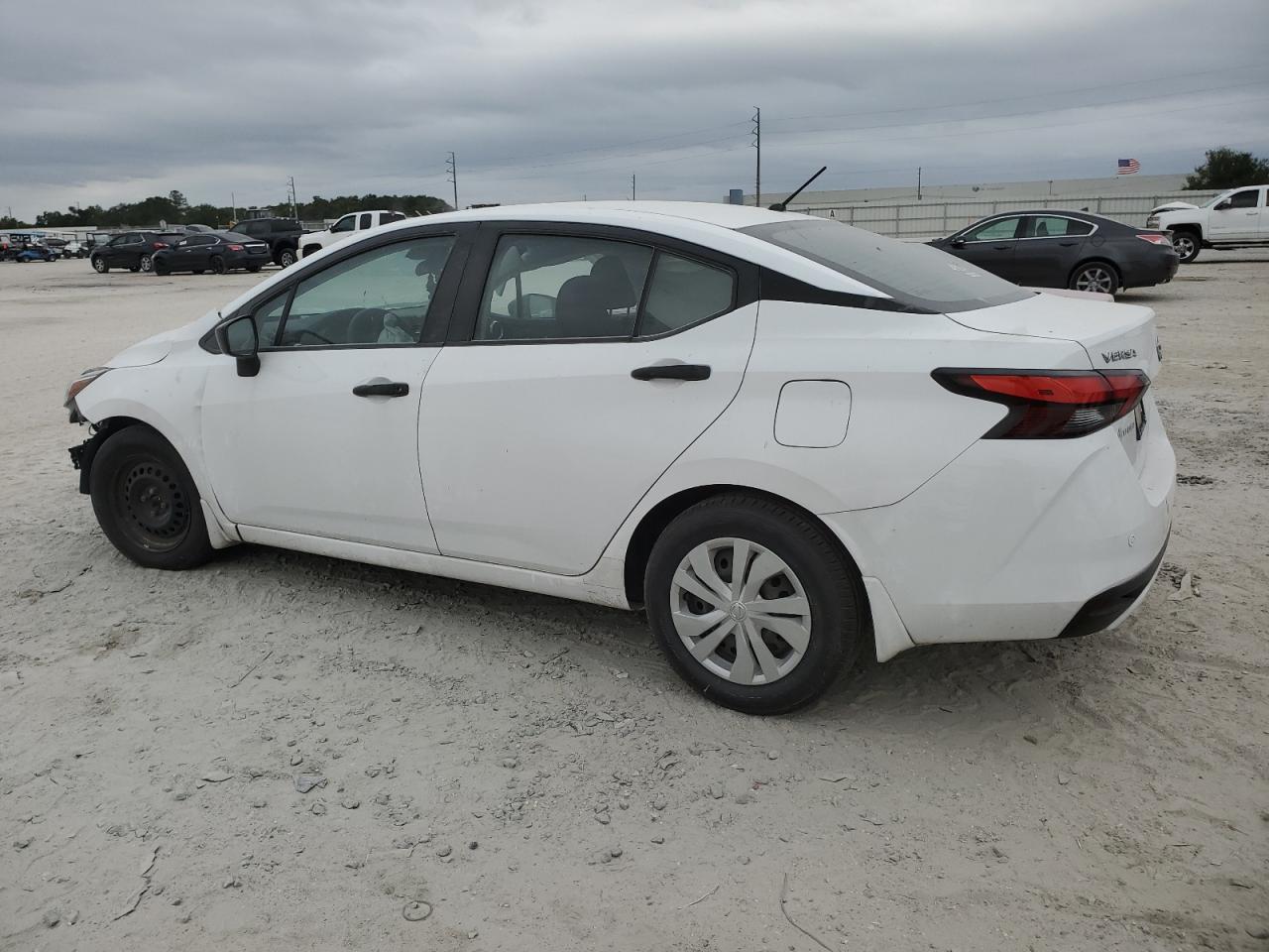 Lot #2945211722 2021 NISSAN VERSA S