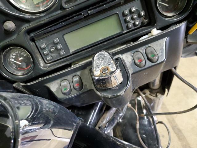 2010 HARLEY-DAVIDSON FLHTCU 1HD1FC412AB675005