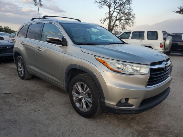 VIN 5TDKKRFH0FS104773 2015 Toyota Highlander, Xle no.4