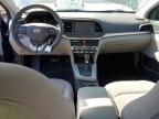 HYUNDAI ELANTRA SE photo