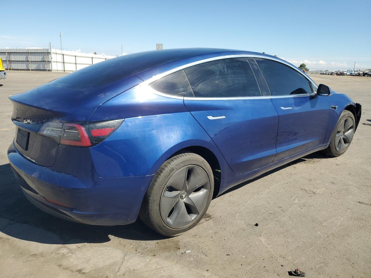 Lot #3029324766 2020 TESLA MODEL 3