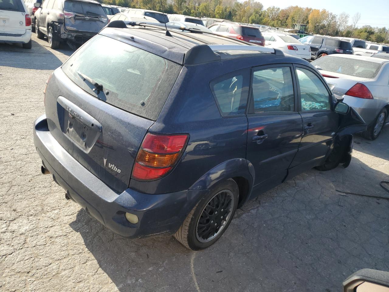 Lot #3025714301 2005 PONTIAC VIBE