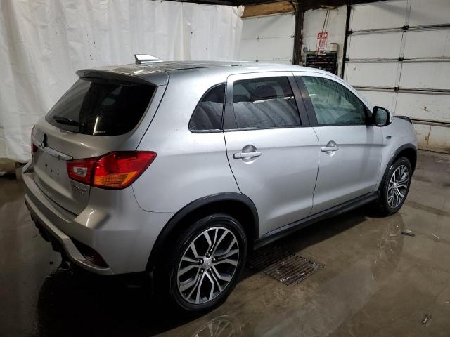 MITSUBISHI OUTLANDER 2019 silver  gas JA4AR3AU9KU022162 photo #4