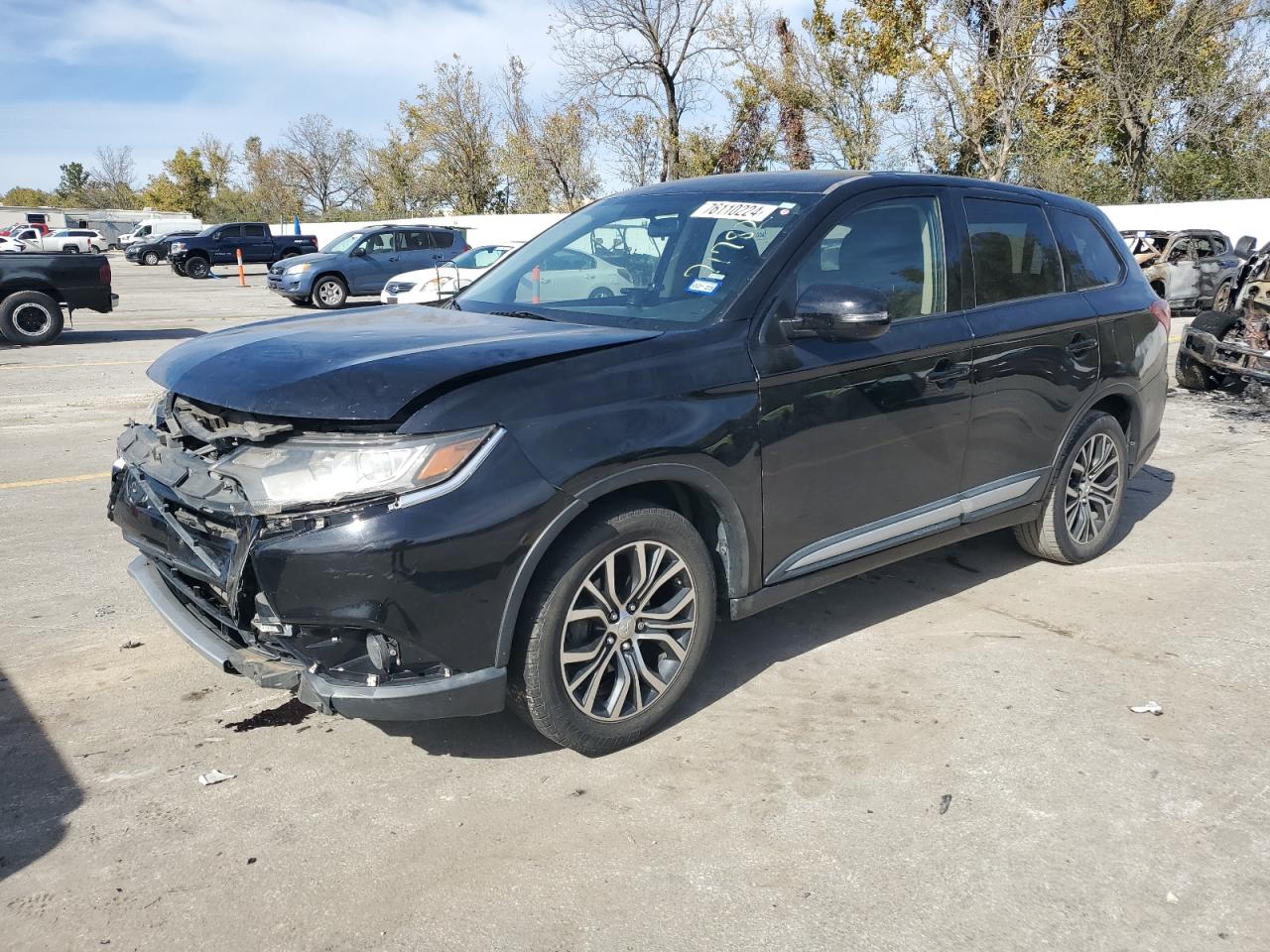 MITSUBISHI OUTLANDER SE