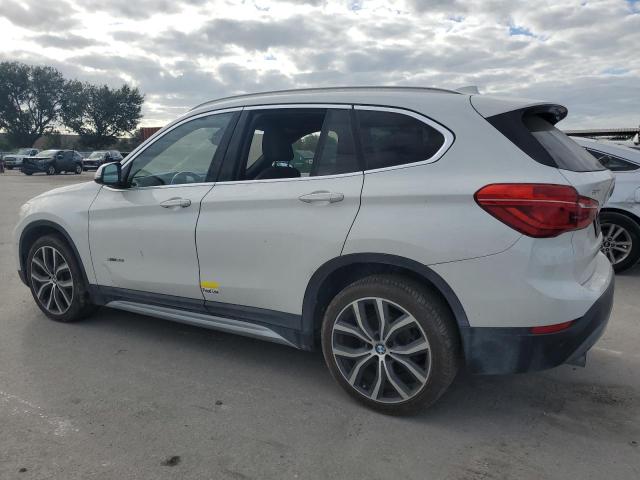 VIN WBXHU7C3XH5H33649 2017 BMW X1, Sdrive28I no.2