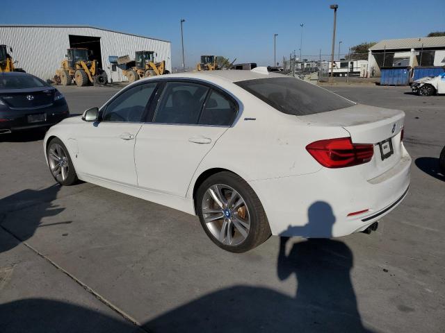 VIN WBA8E1C37HA158693 2017 BMW 3 SERIES no.2