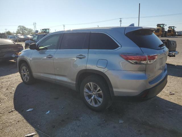 VIN 5TDZKRFH5FS049669 2015 Toyota Highlander, LE no.2