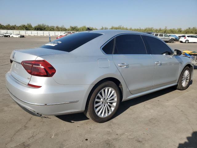 2017 VOLKSWAGEN PASSAT SE - 1VWBT7A38HC069642