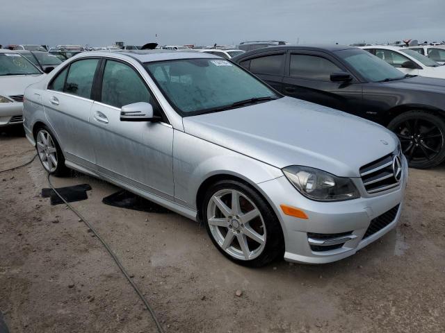 VIN WDDGF8AB6EG242016 2014 Mercedes-Benz C-Class, 3... no.4