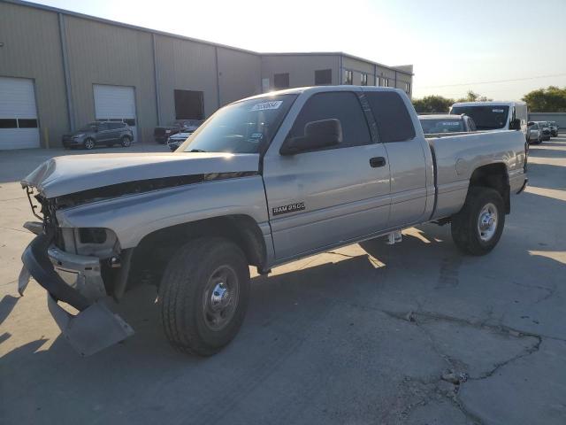 DODGE RAM 2500 2000 silver  diesel 1B7KC2363YJ126693 photo #1