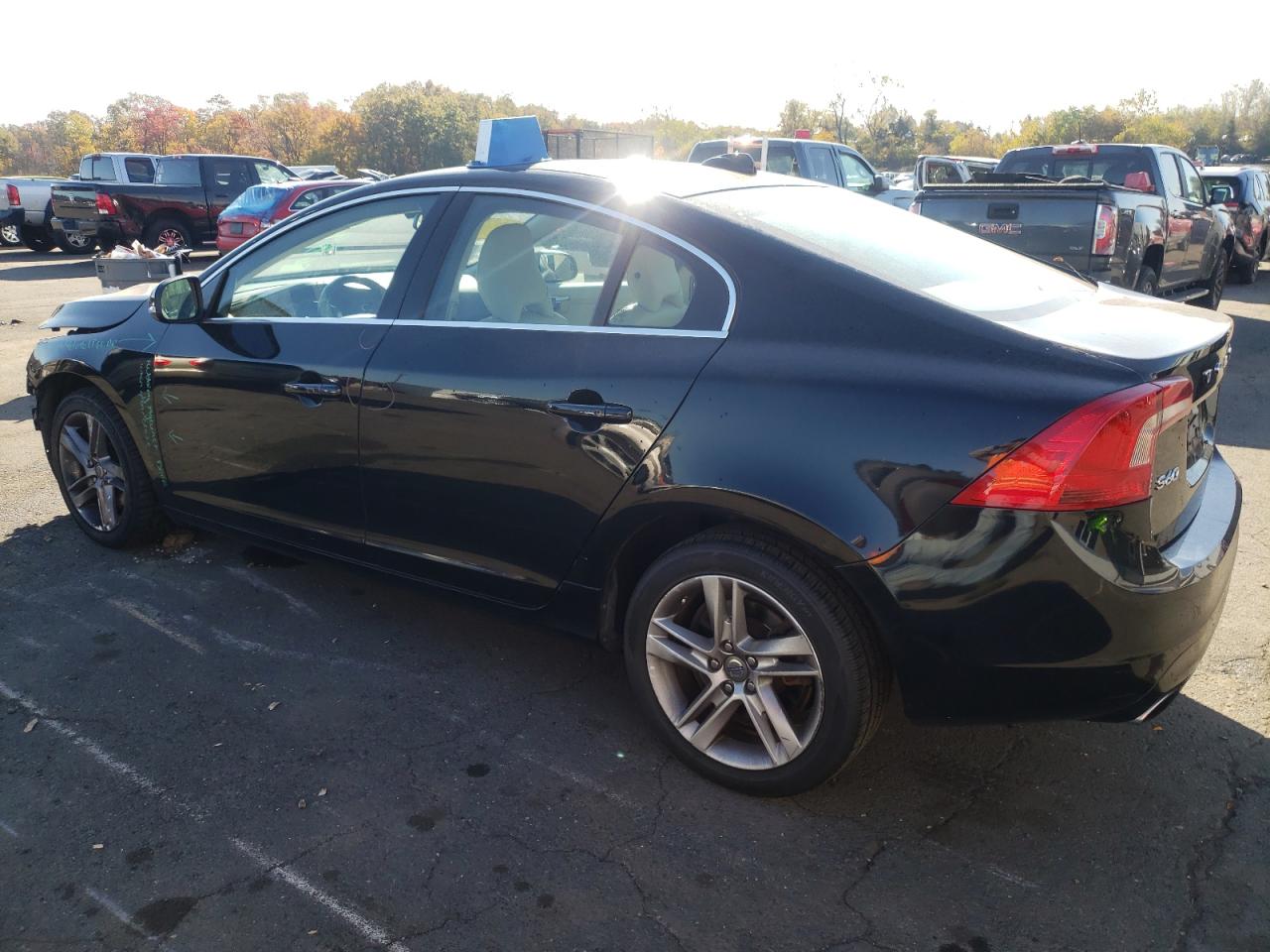 Lot #2985898177 2015 VOLVO S60 PREMIE