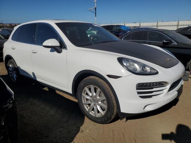 VIN WP1AA2A27DLA05809 2013 PORSCHE CAYENNE no.4