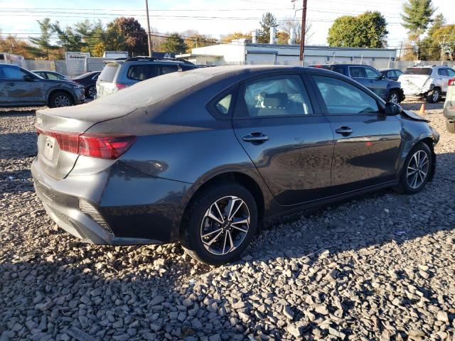 VIN 3KPF24AD0RE739824 2024 KIA FORTE no.3