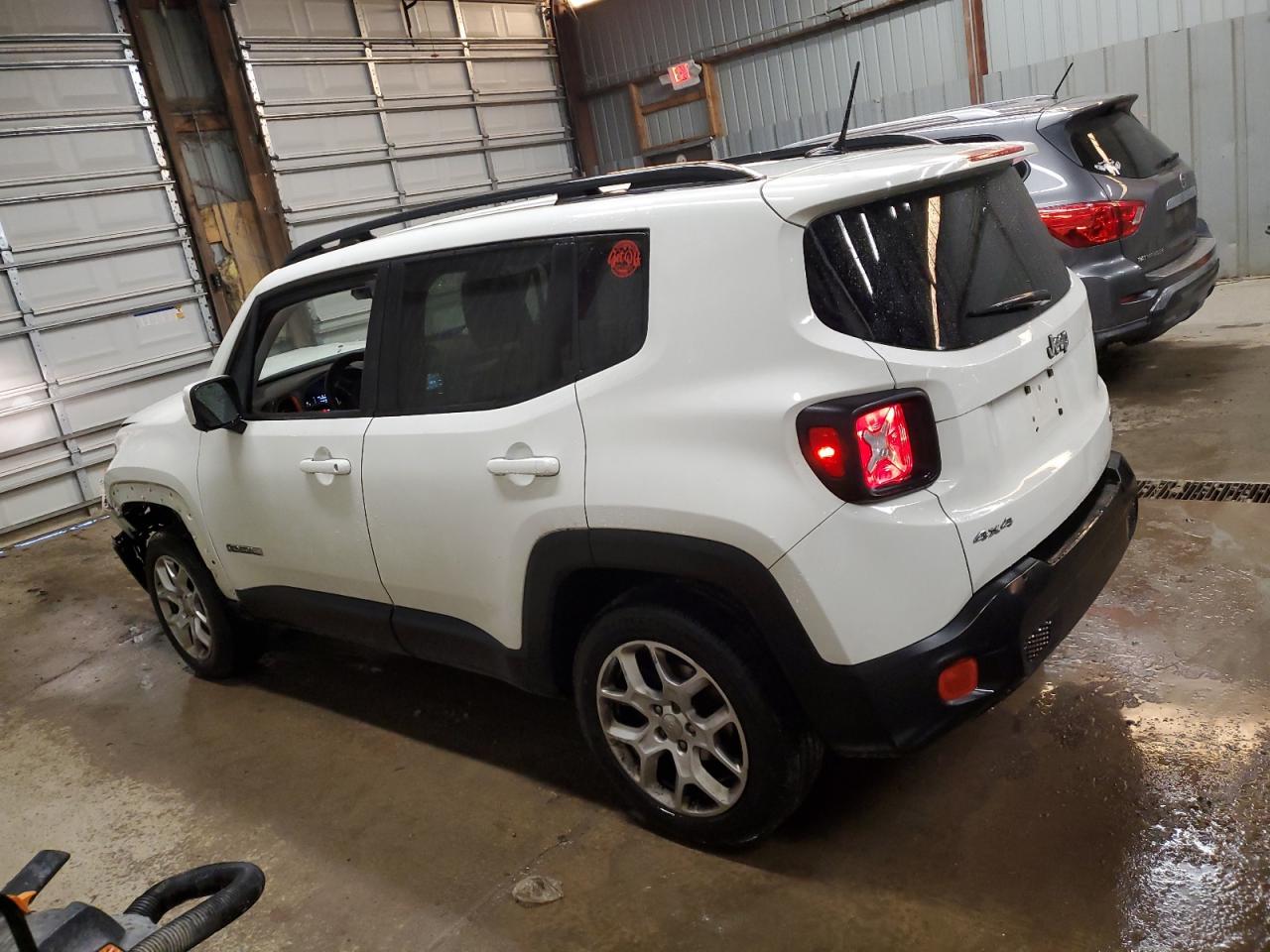 Lot #2951921400 2017 JEEP RENEGADE L