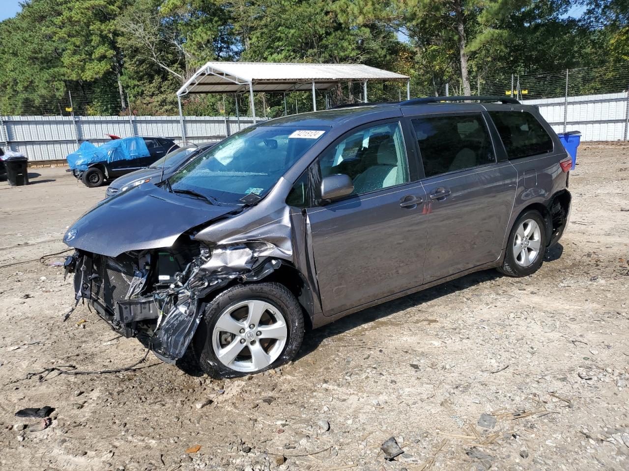 Toyota Sienna 2017 Wagon body style