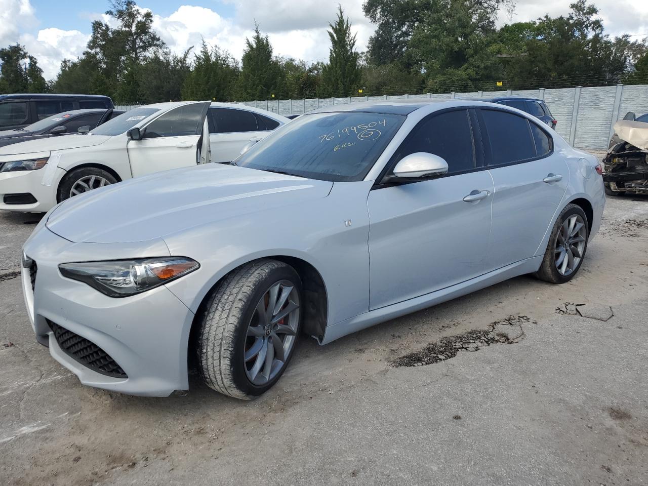 ALFA ROMEO GIULIA SUP 2022 silver  gas ZARFAMBN4N7664653 photo #1