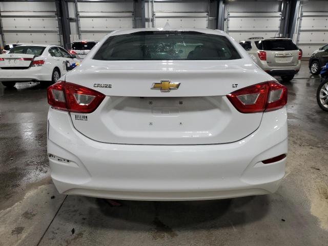 2018 CHEVROLET CRUZE LT - 1G1BE5SM1J7183028