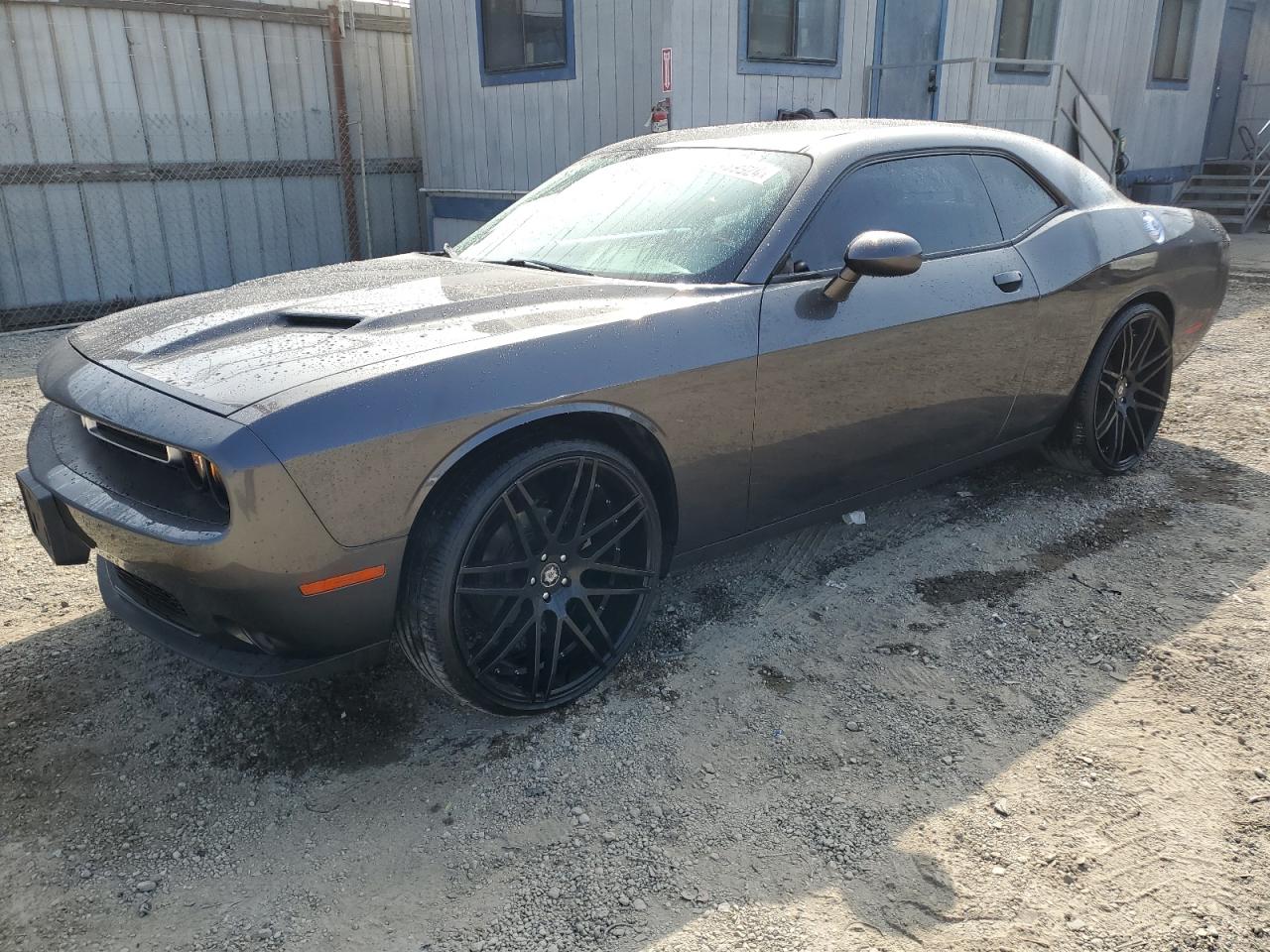 Lot #2945485096 2016 DODGE CHALLENGER