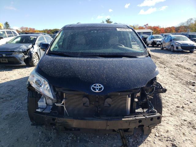 VIN 5TDYK3DC6FS672735 2015 Toyota Sienna, Xle no.5