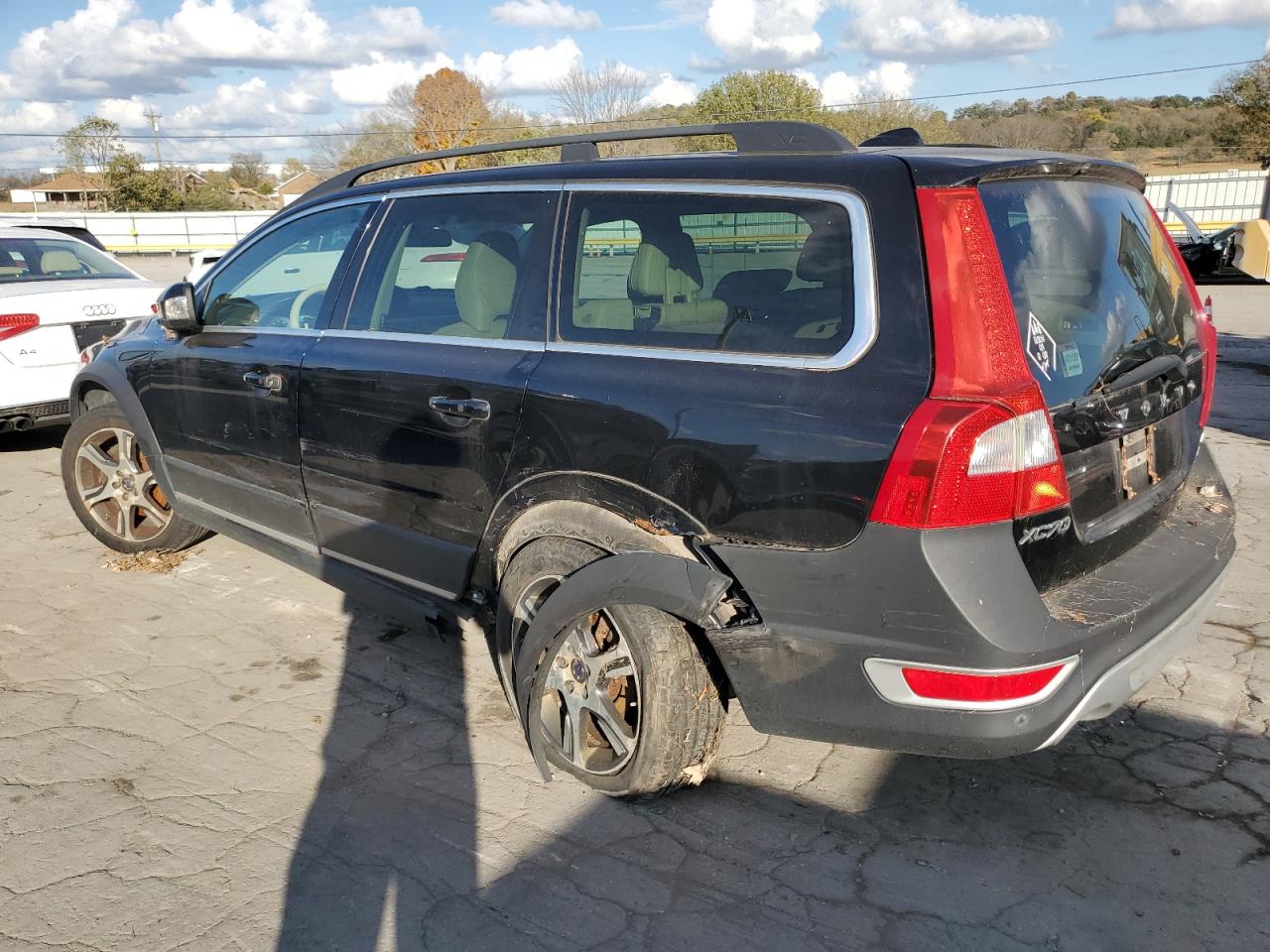 Lot #3024195843 2012 VOLVO XC70 T6